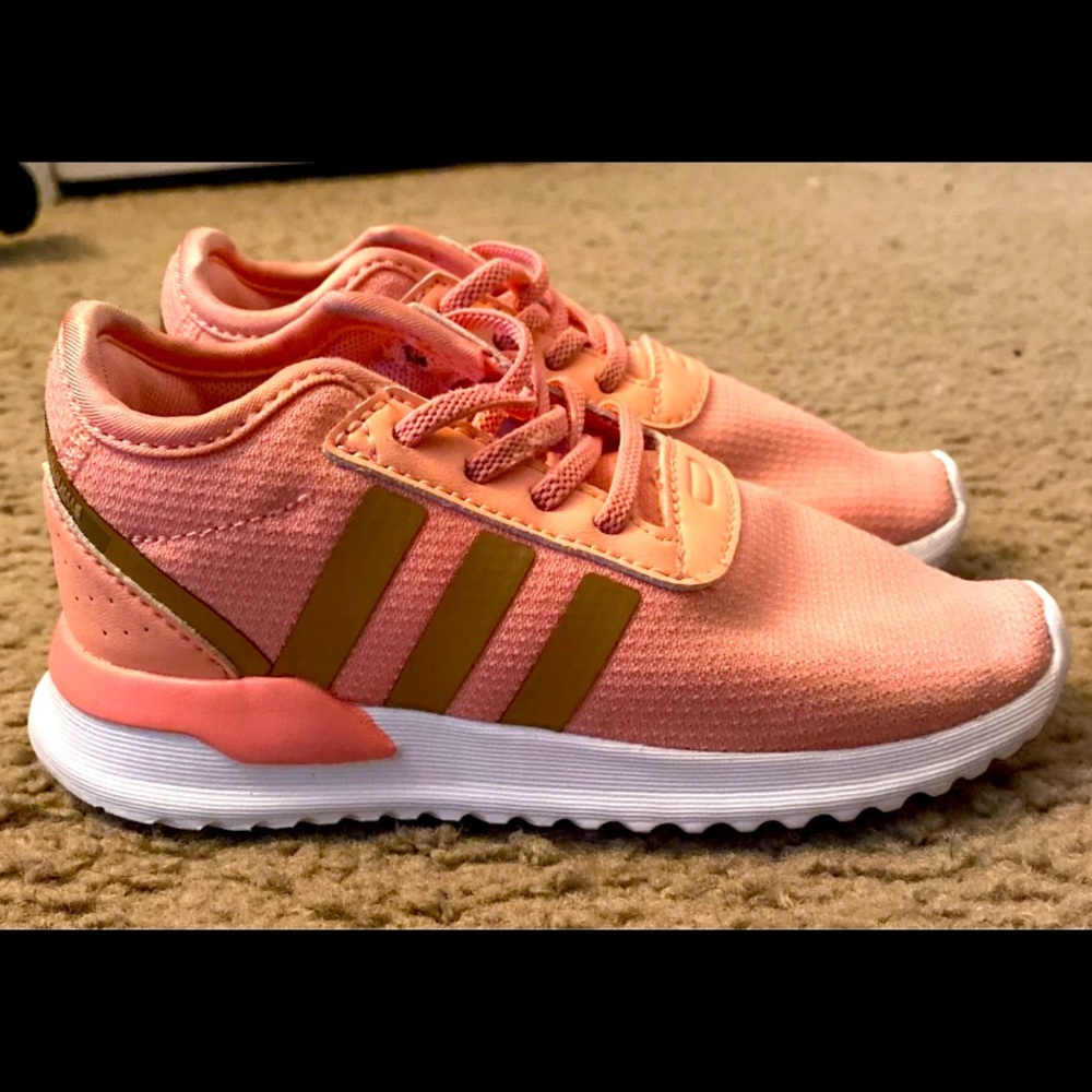 Adidas toddler sneakers